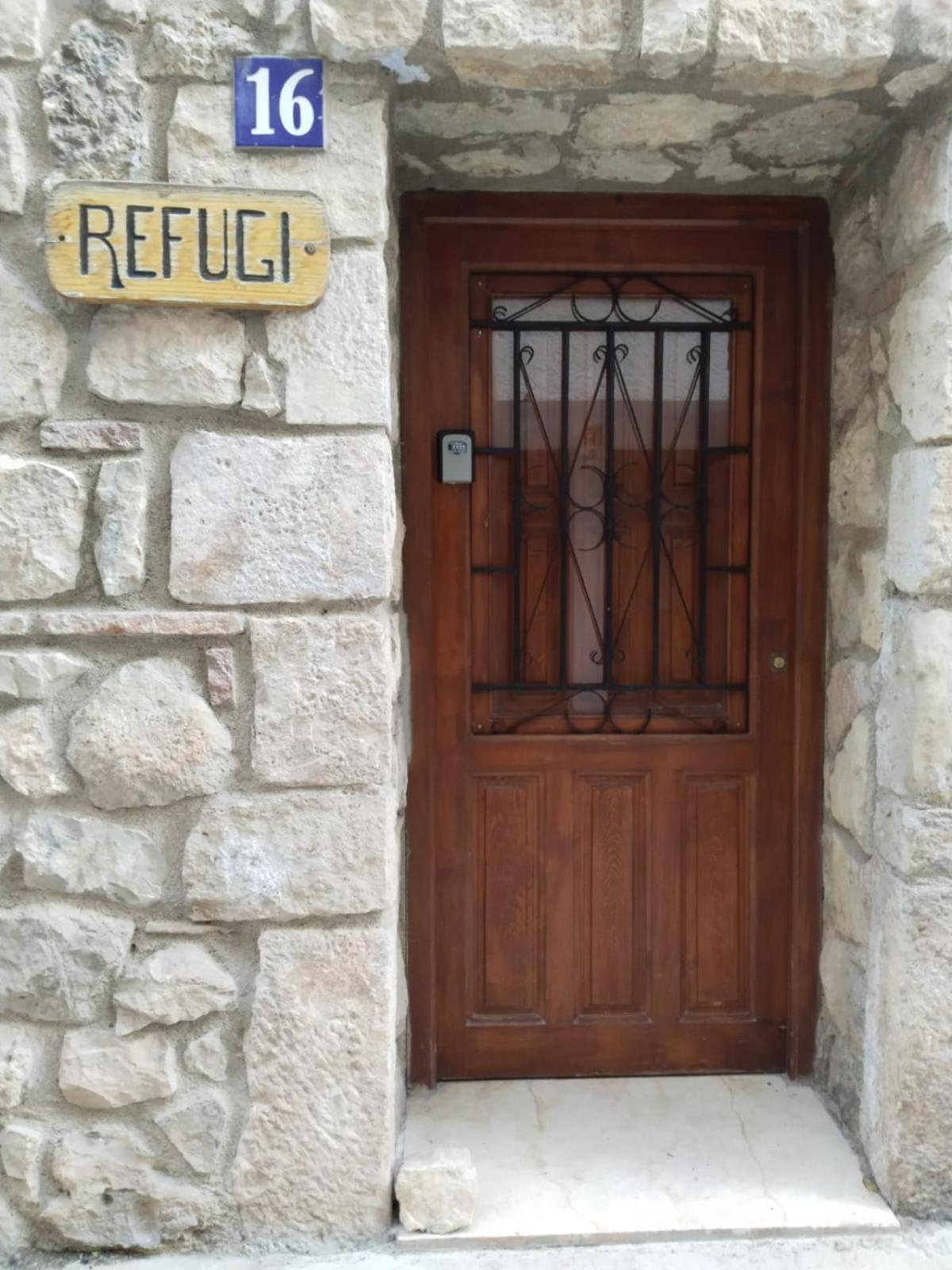 Hostel El Refugi Arboli Zewnętrze zdjęcie